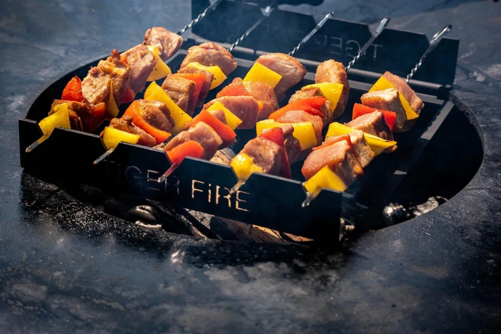 Notre brasero plancha BBQ est parfait pour des repas en famille et entre amis, offrant une cuisson homogène et rapide. Barbecue | TIGER FIRE OFFICIAL STORE | TIGER FIRE SHOP | TIGER FIRE | BBQ SHOP | PLANCHA BBQ | BRASERO BBQ | BBQ BRASERO | BRASERO barbecue | BRASERO PLANCHA BBQ | GRILL PLANCHA BBQ | BBQ GRILL | PLANCHA GRILL BBQ | BBQ GRIDDLE | Grillade à la plancha | Barbecue à la plancha | Acheter un barbecue | Acheter barbecue | Acheter bbq | Acheter Brasero Plancha bbq
